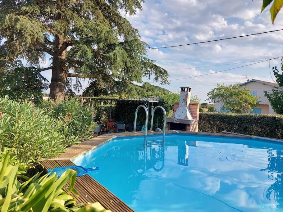 Villa De Charme Avec Piscine Saint-Jory Ngoại thất bức ảnh
